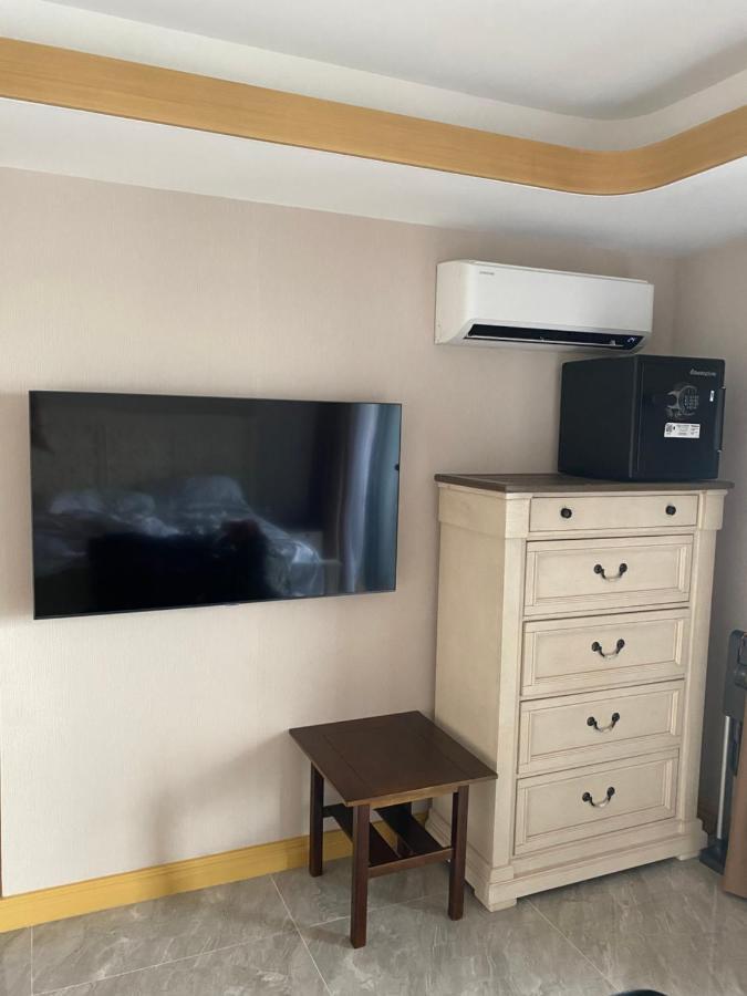 Walking Street Condo Beautiful 1 King Bedroom Angeles Exterior foto